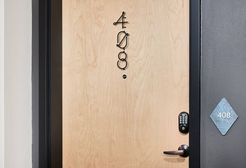 هتل Kinship Landing