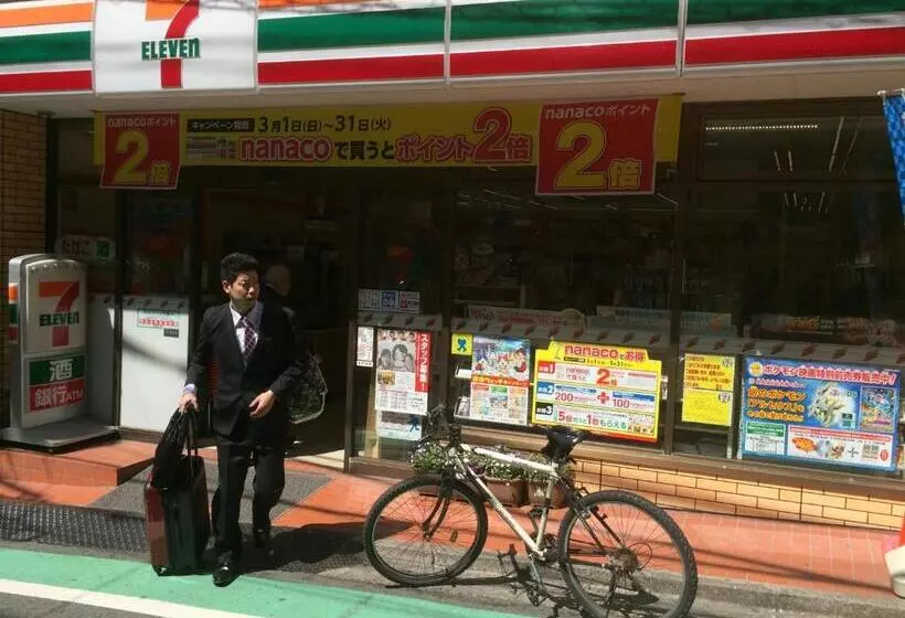 ホテル Sangubashi Studio Apartment With Private Entrance
