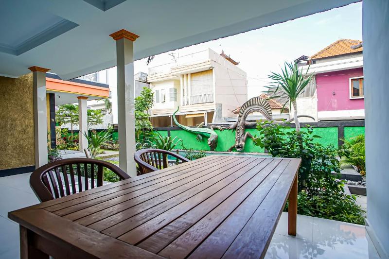 פנסיון Kadek Bagus Guesthouse Denpasar Mitra Reddoorz
