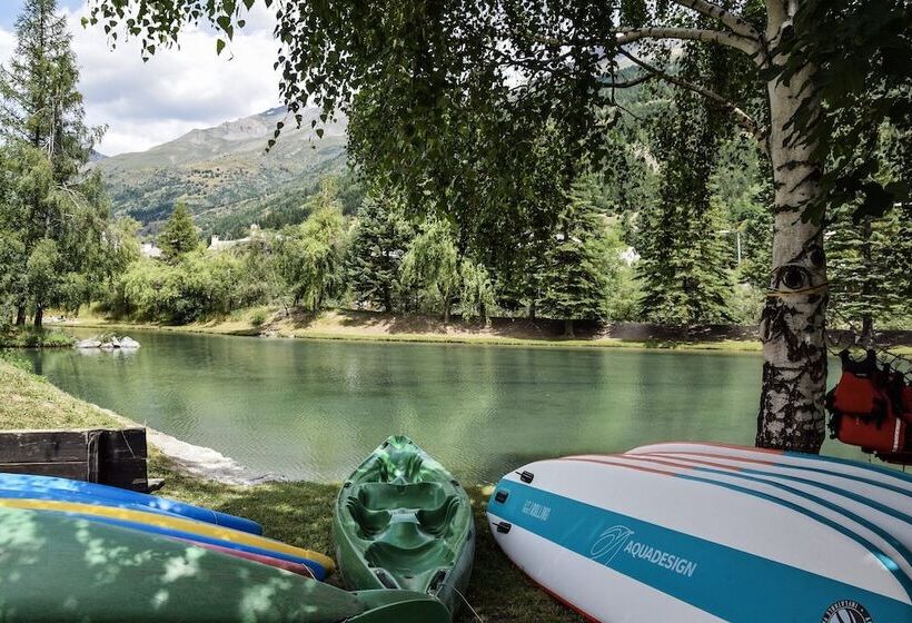 فندق صغير Auberge De Jeunesse Hi Serre Chevalier