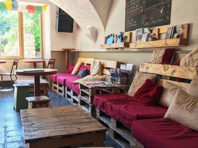 فندق صغير Auberge De Jeunesse Hi Serre Chevalier