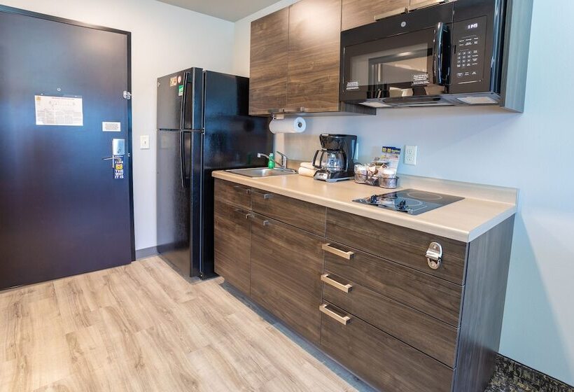 My Place Hotel Vancouver, Wa