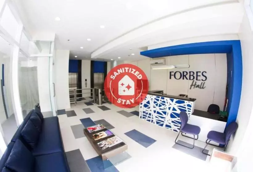 هتل Oyo 699 Forbes Hall