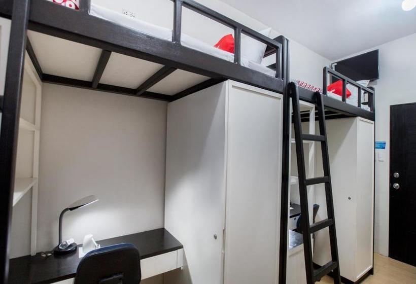 Hotel Oyo 699 Forbes Hall