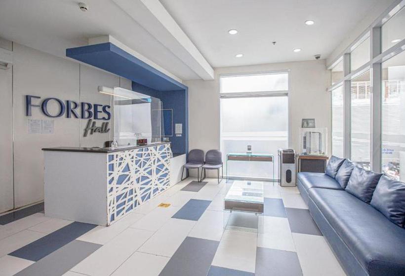 Hotel Oyo 699 Forbes Hall