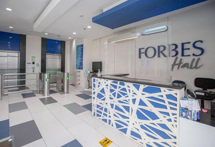 Hotel Oyo 699 Forbes Hall