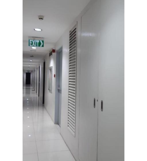 Hotel Oyo 699 Forbes Hall