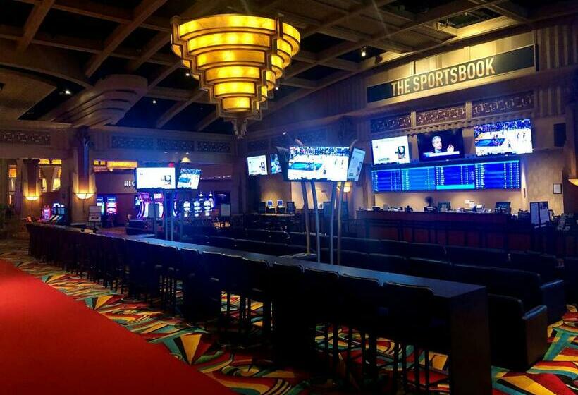 فندق The Inn At Charles Town / Hollywood Casino