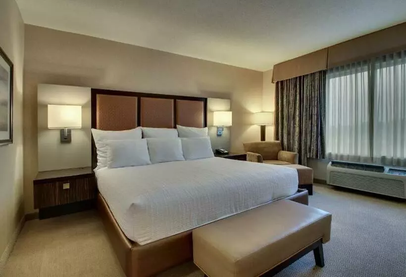 Hotelli The Inn At Charles Town / Hollywood Casino