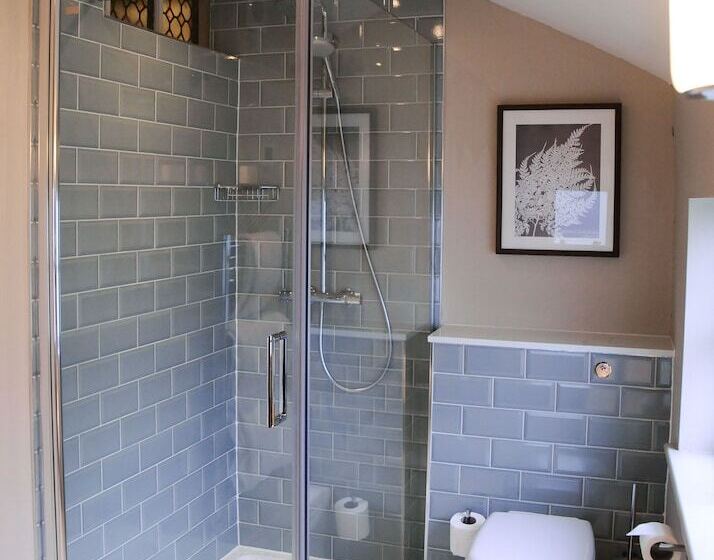 فندق The Lion At Malpas