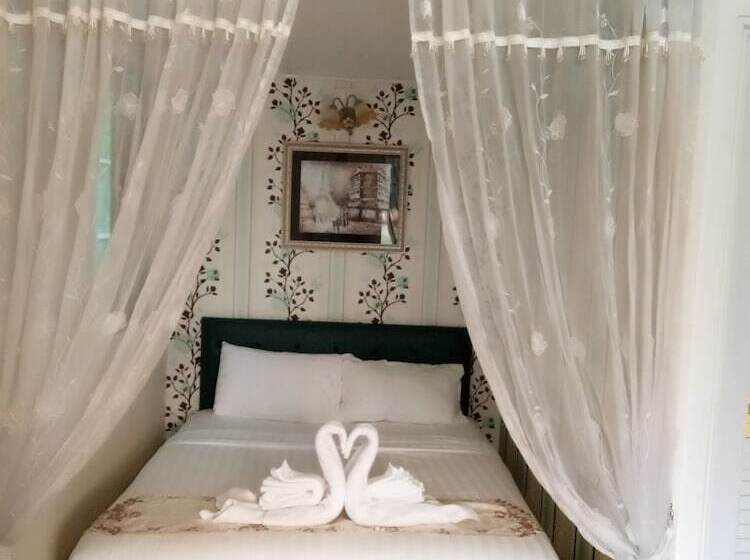 هتل Tomangoh Vintage Resort