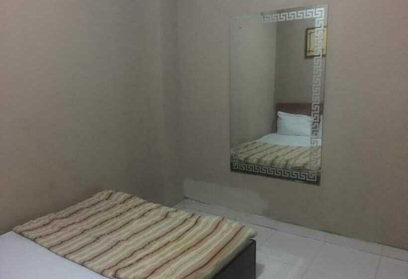 Villa Savoye Hotels And Resorts