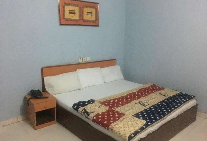 Villa Savoye Hotels And Resorts