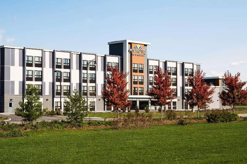 Microtel Inn & Suites By Wyndham Aurora