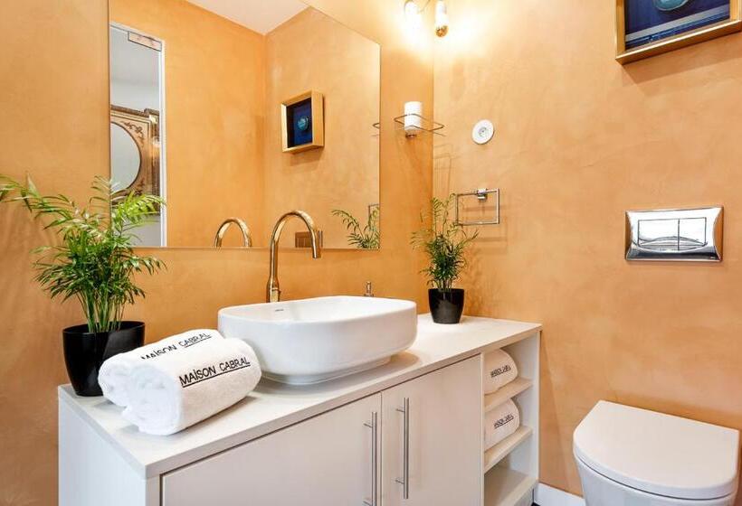 پانسیون Maison Cabral