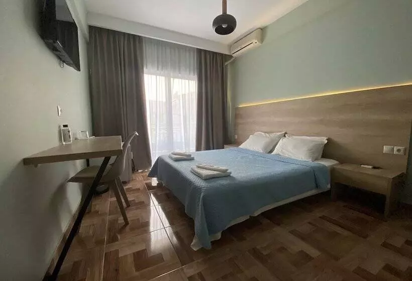 Majatalo Moudania Mare