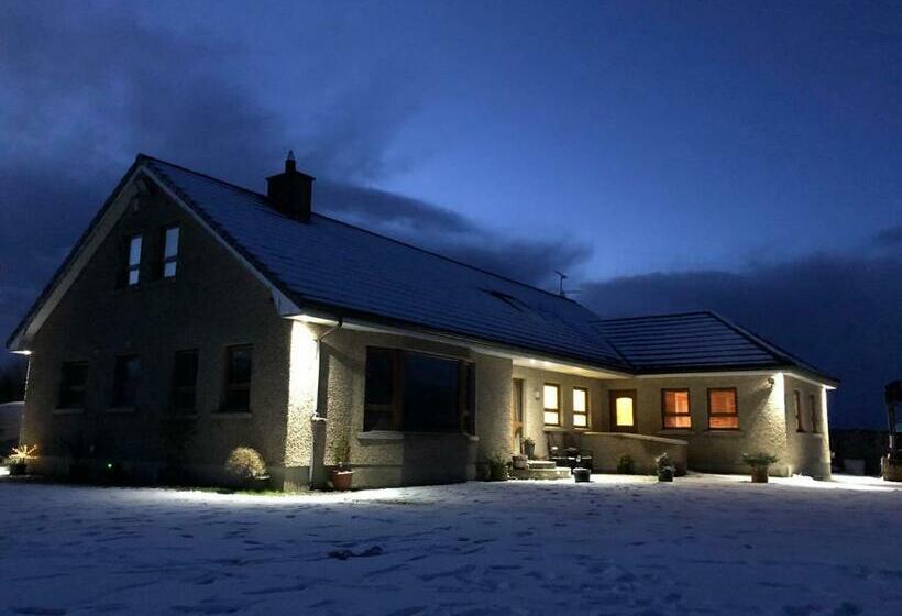 تختخواب و صبحانه Rockhill Hospitality