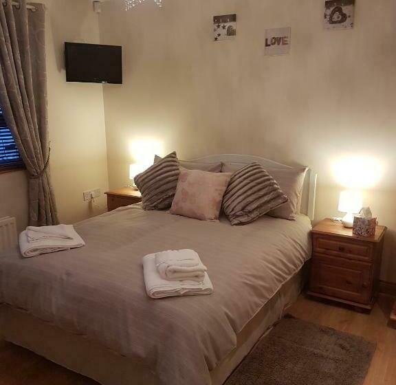 تختخواب و صبحانه Rockhill Hospitality