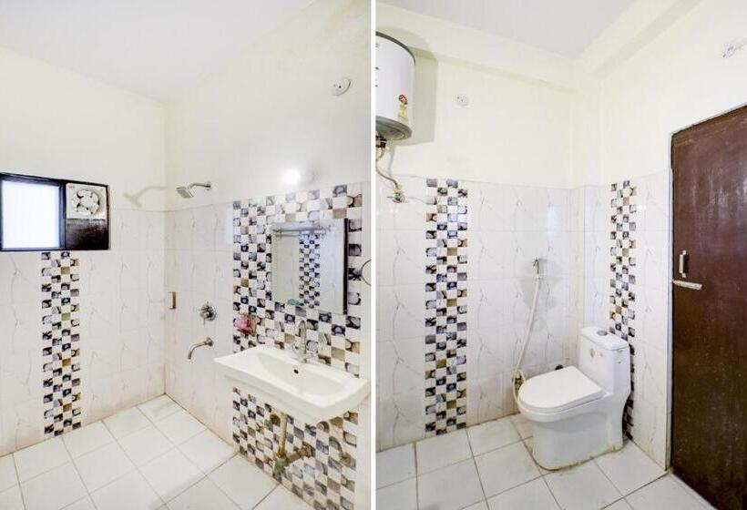 ホテル Collection O Tara Patel