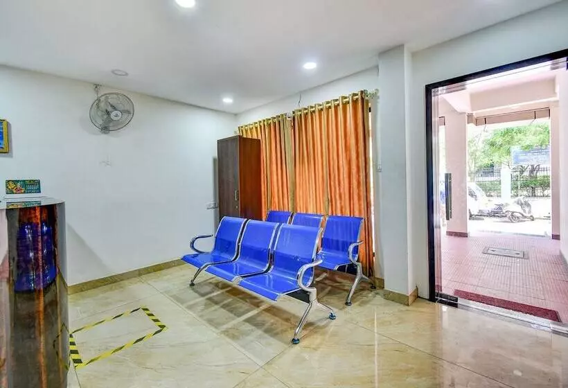 هتل Fabexpress Pas Residency Nr Marina Beach & Mahatma Gandhi Monument