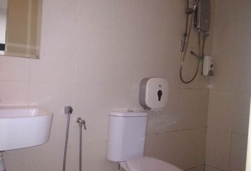 هتل Oyo 89903 Ms City