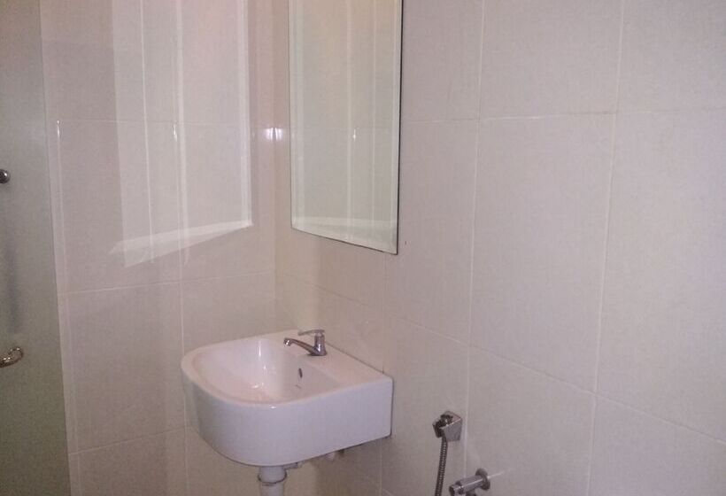 هتل Oyo 89903 Ms City