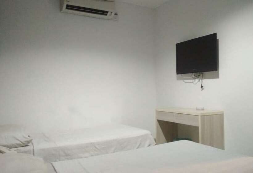 هتل Oyo 89903 Ms City