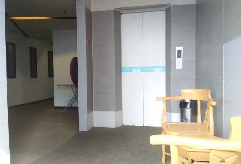 هتل Oyo 89903 Ms City