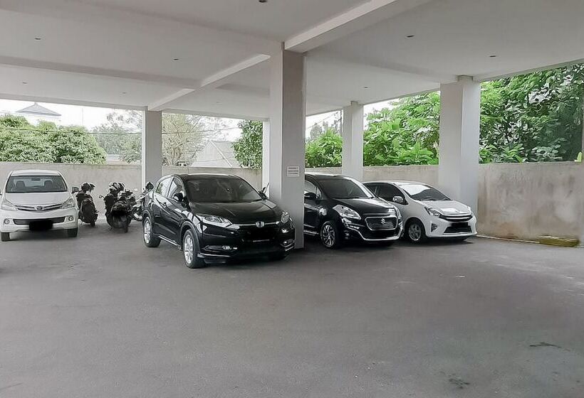 פנסיון Koolkost Near Gandaria City Mall