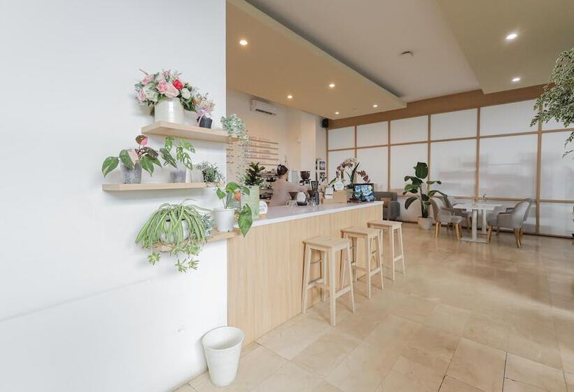 פנסיון Koolkost Near Gandaria City Mall