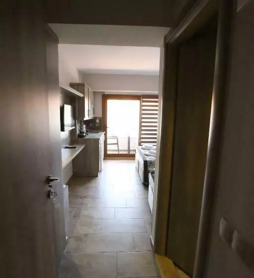 Street61 Apart