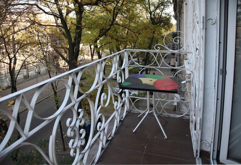 Apart Hotel Queen Margo