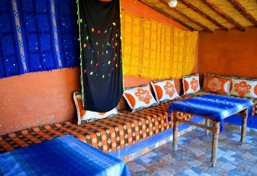 Aamiaismajoitus (B&B) Auberge Les Roches