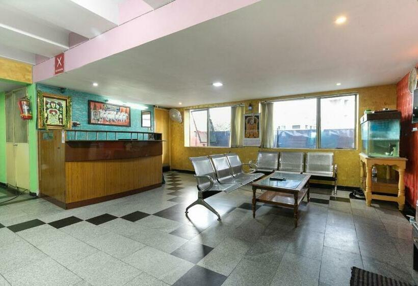 فندق Capital O 28343 Madurai Velnachiyar Guest House