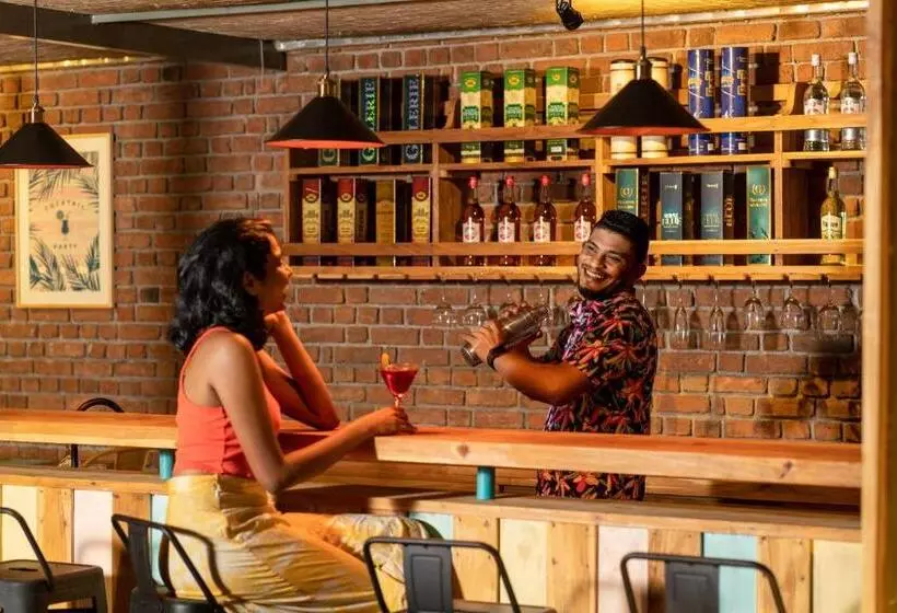 هتل Palmera Eco Resorts Nilaveli