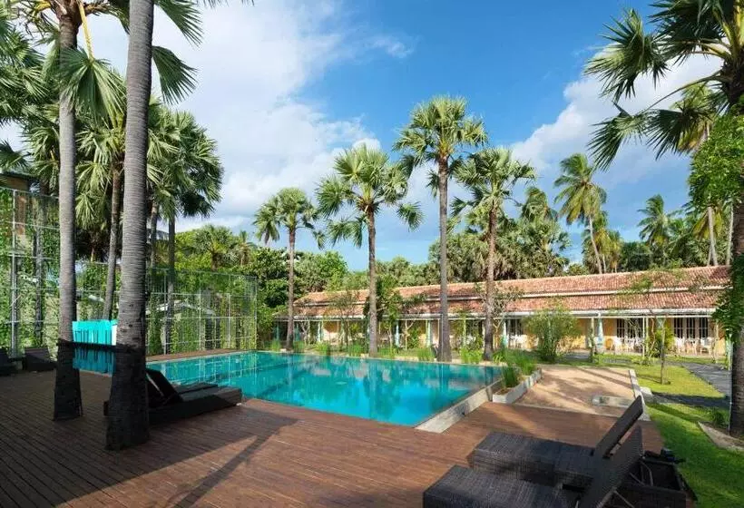 هتل Palmera Eco Resorts Nilaveli
