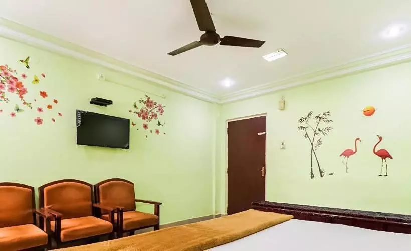 ホテル Akhil Residency