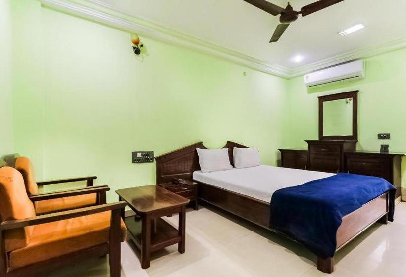 Hotel Akhil Residency