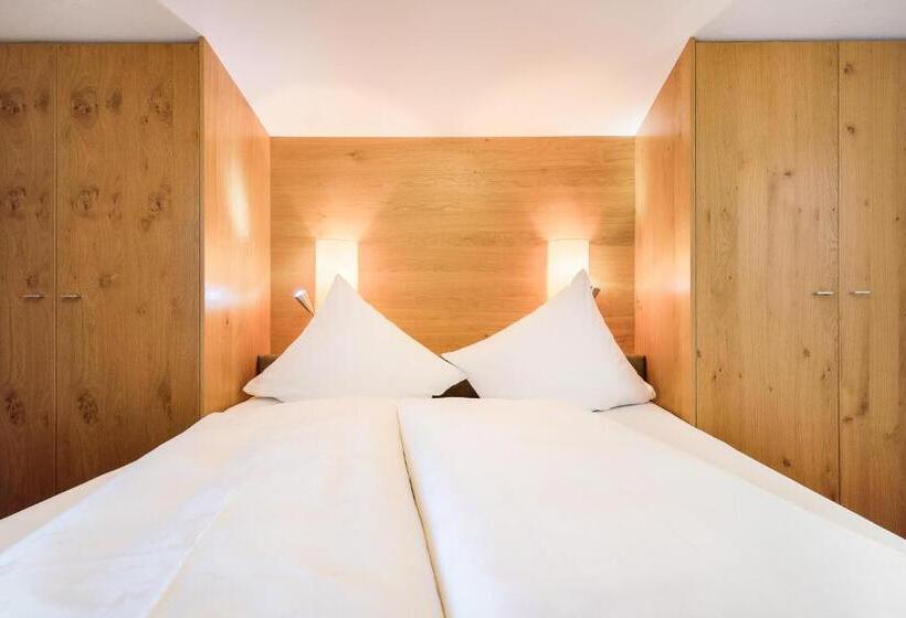 膳宿费 Gästehaus Hornegger