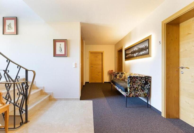 膳宿费 Gästehaus Hornegger