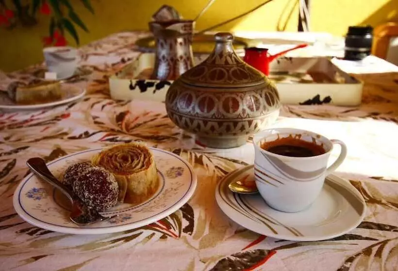 پانسیون Guesthouse Rose