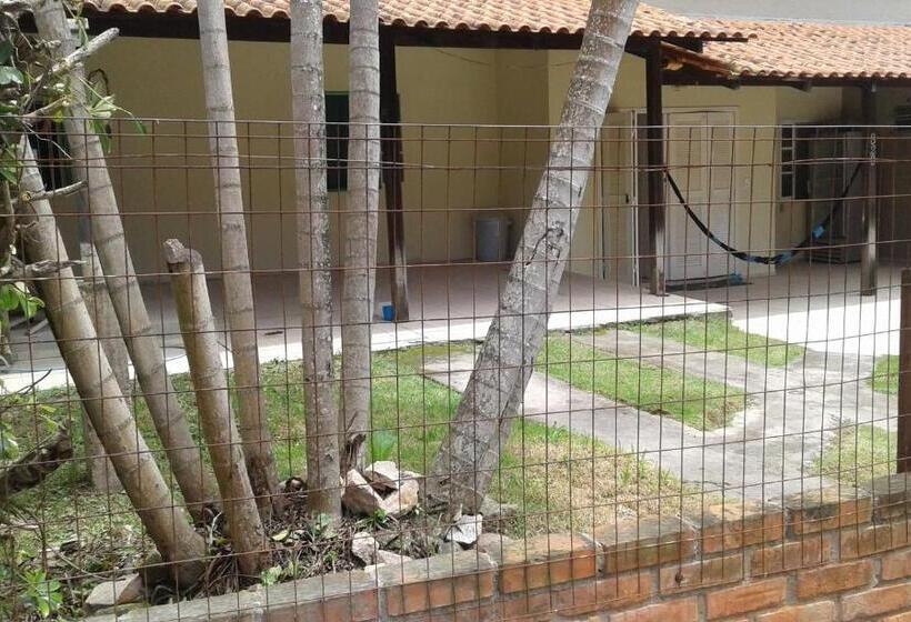 پانسیون Hospedaria Central Hostel