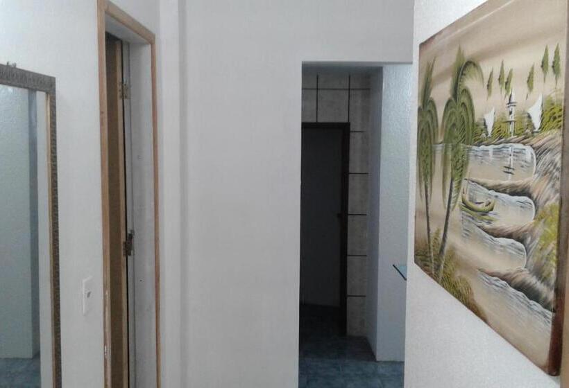 پانسیون Hospedaria Central Hostel