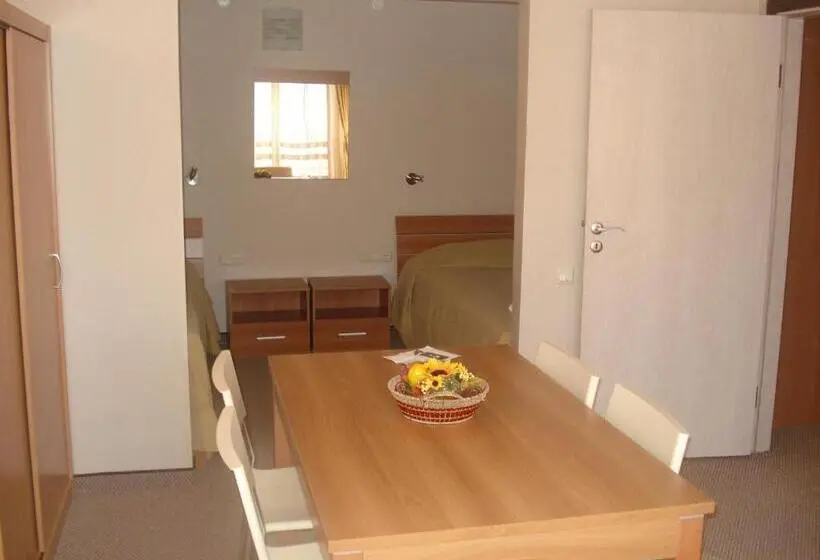 Snezhanka Apartments Tmf