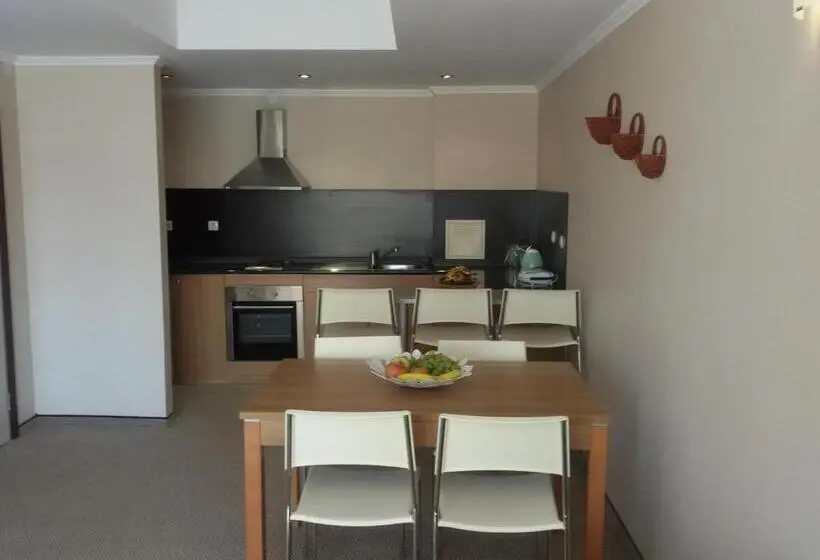 Snezhanka Apartments Tmf