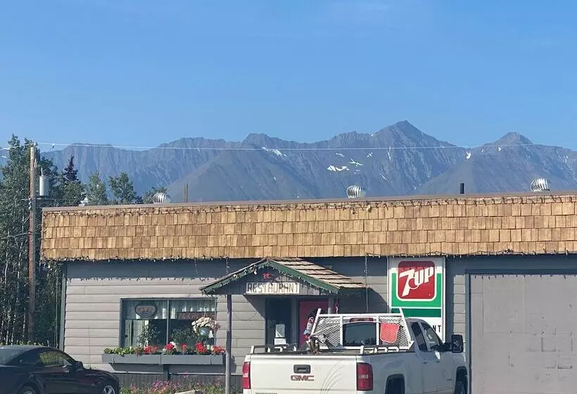 Motelli Glacier View Inn