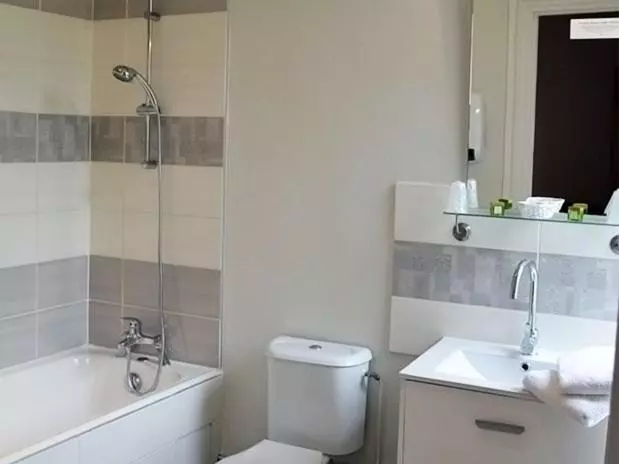 בית מלון כפרי Grand Hôtel De Bourbon Lancy Logis Restaurant Et Spa