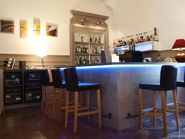 בית מלון כפרי Grand Hôtel De Bourbon Lancy Logis Restaurant Et Spa