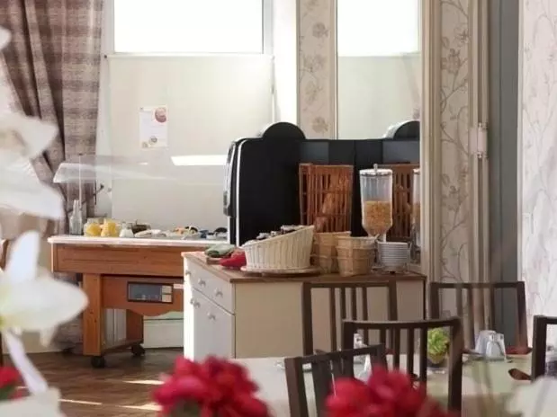 בית מלון כפרי Grand Hôtel De Bourbon Lancy Logis Restaurant Et Spa