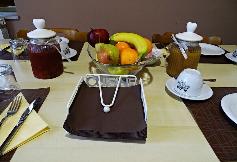 هتل Affittacamere Arancio